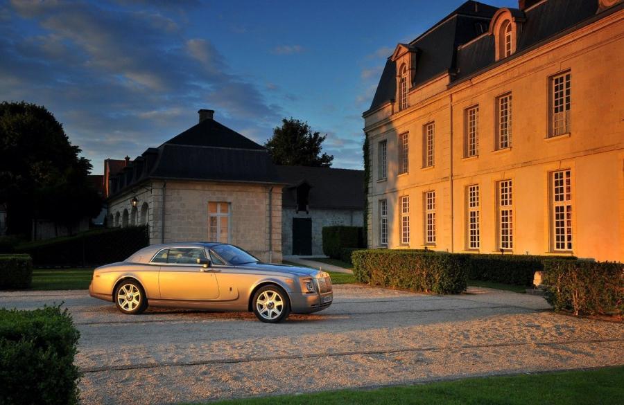  Rolls-Royce Phantom Coupe 2008 года  (фото 29 из 134)